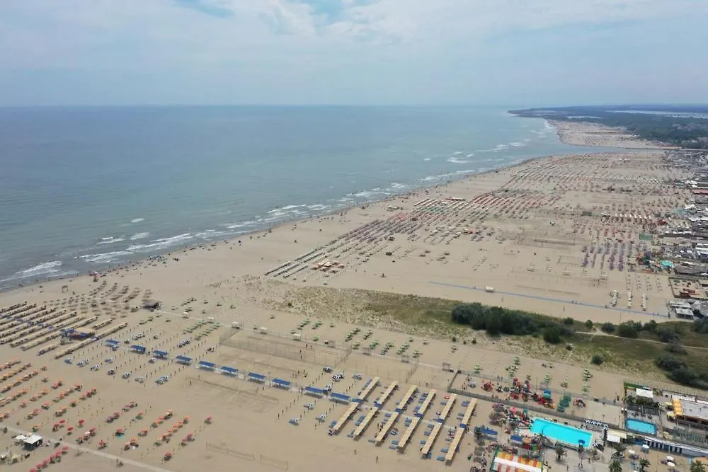 Residence Miami Lido di Spina Apartamento