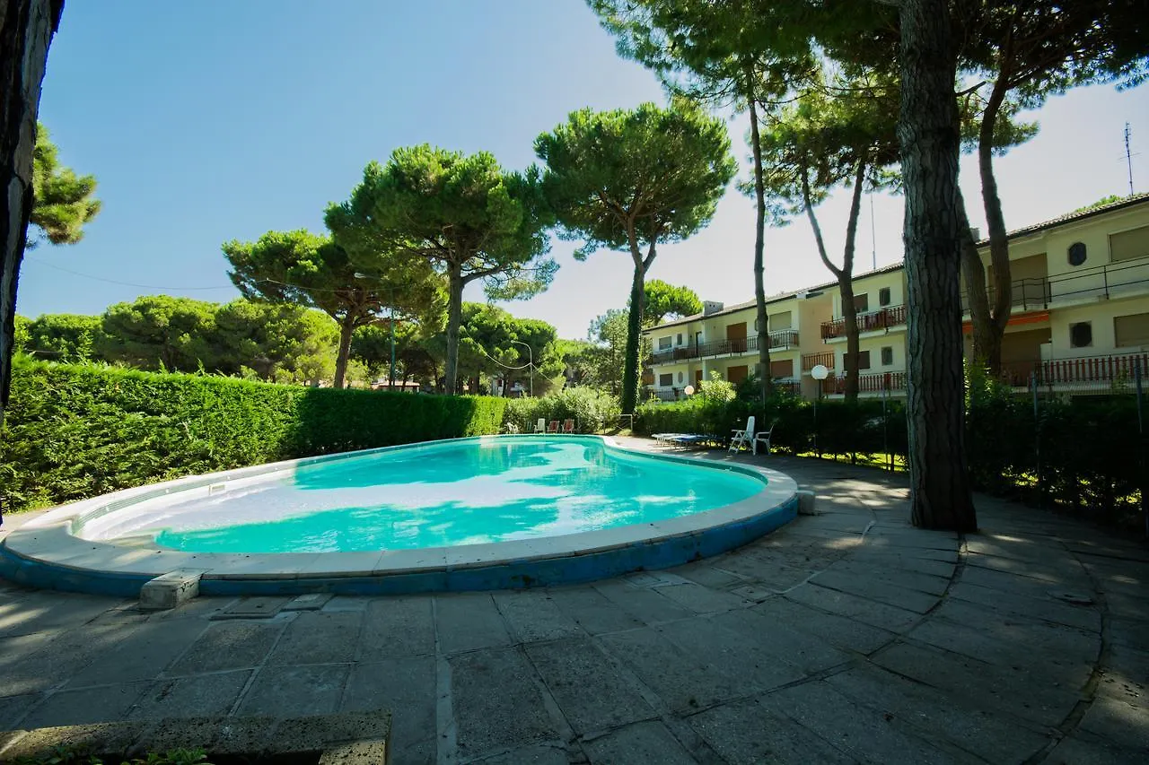 Residence Miami Lido di Spina 0*,